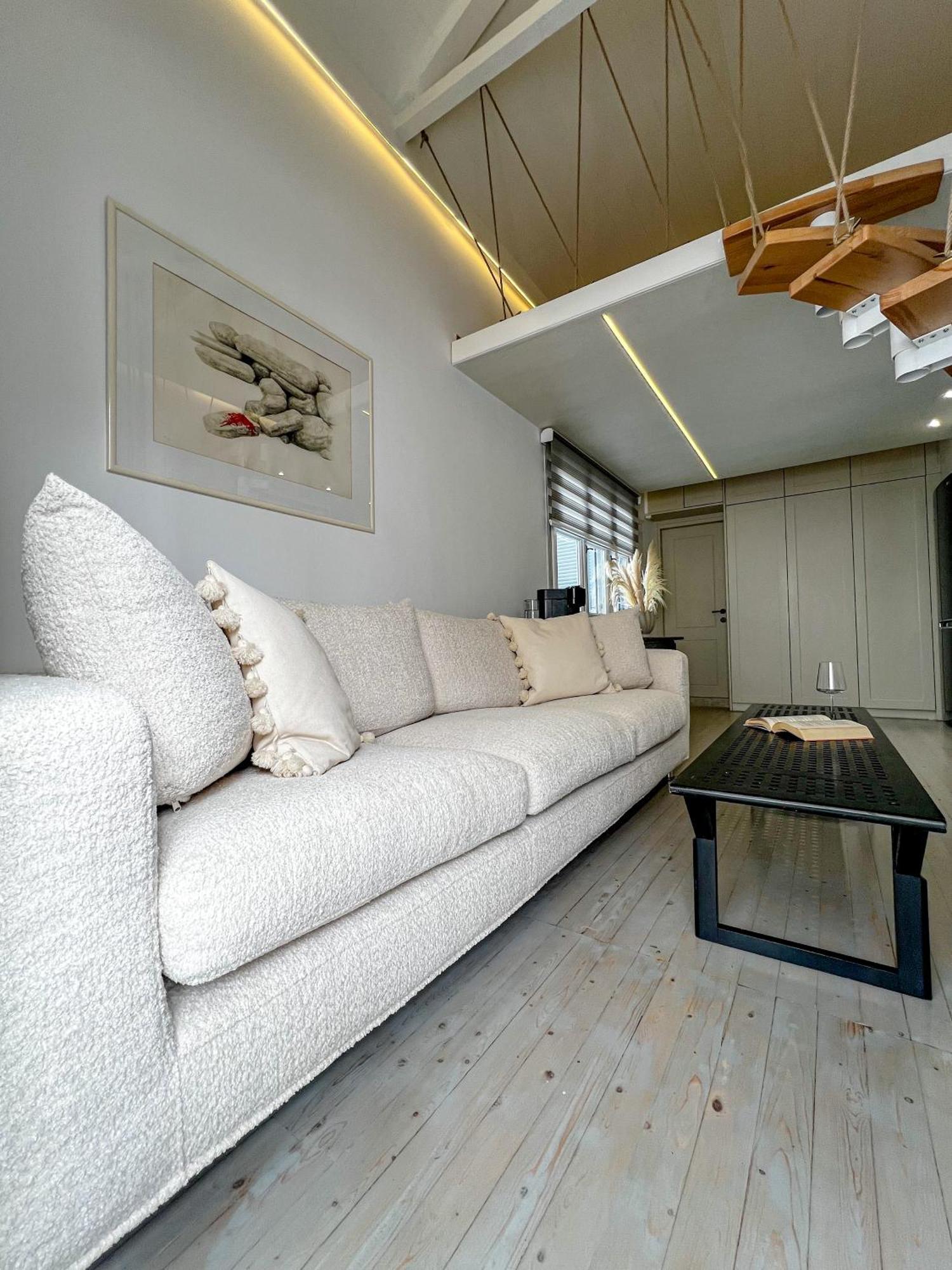 Pearl House Lägenhet Hydra  Exteriör bild